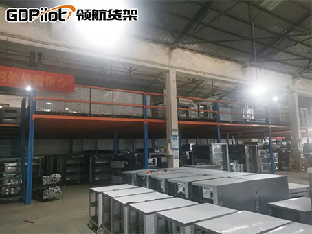 回訪一年前搭建的閣樓貨架，帶你全方面了解它所有的特點(diǎn)！