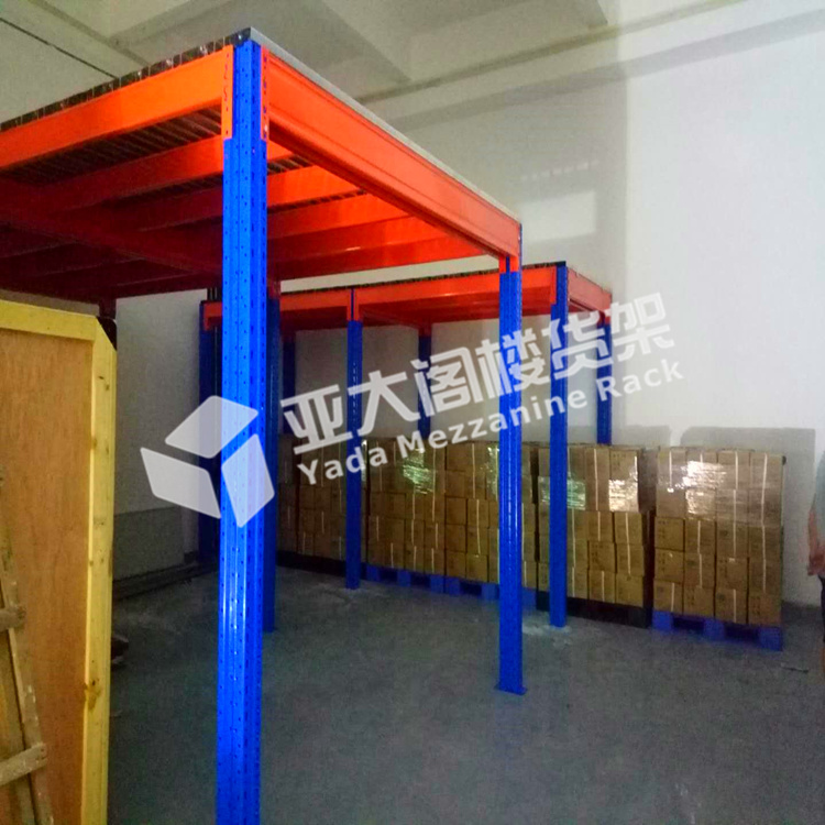 機(jī)建公司倉(cāng)庫(kù)定制的倉(cāng)儲(chǔ)閣樓平臺(tái)，為倉(cāng)庫(kù)帶來(lái)存儲(chǔ)的超級(jí)神器